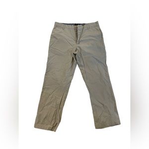 Men’s Khaki Banana Republic Cotton Chinos - Size 36 x 30
